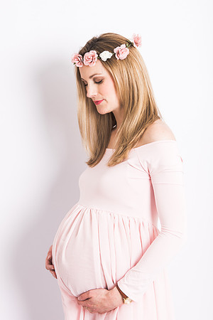 Sarah Allam (Pregnancy-Bump) - 13.03.2017-41
